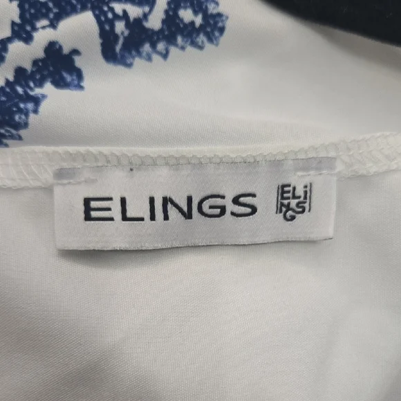 Elings White V-Neck Embroidered Blouse in Navy - Picture 3 of 4